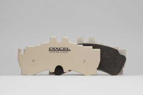 Тормозные колодки Dixcel M Type 311551 Lexus LC500, LS500 F sport, передние фото 1